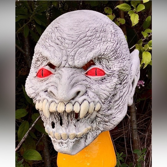 Vintage 1996 Red Eyed Nosferatu Vampire Zombie Demon Rubber Adult Size Mask - Picture 7 of 10